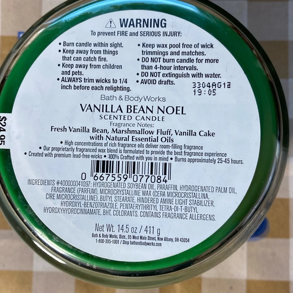 Bath & Body Works Vanilla Bean Noel 3 Wick Candle With Decorative Lid